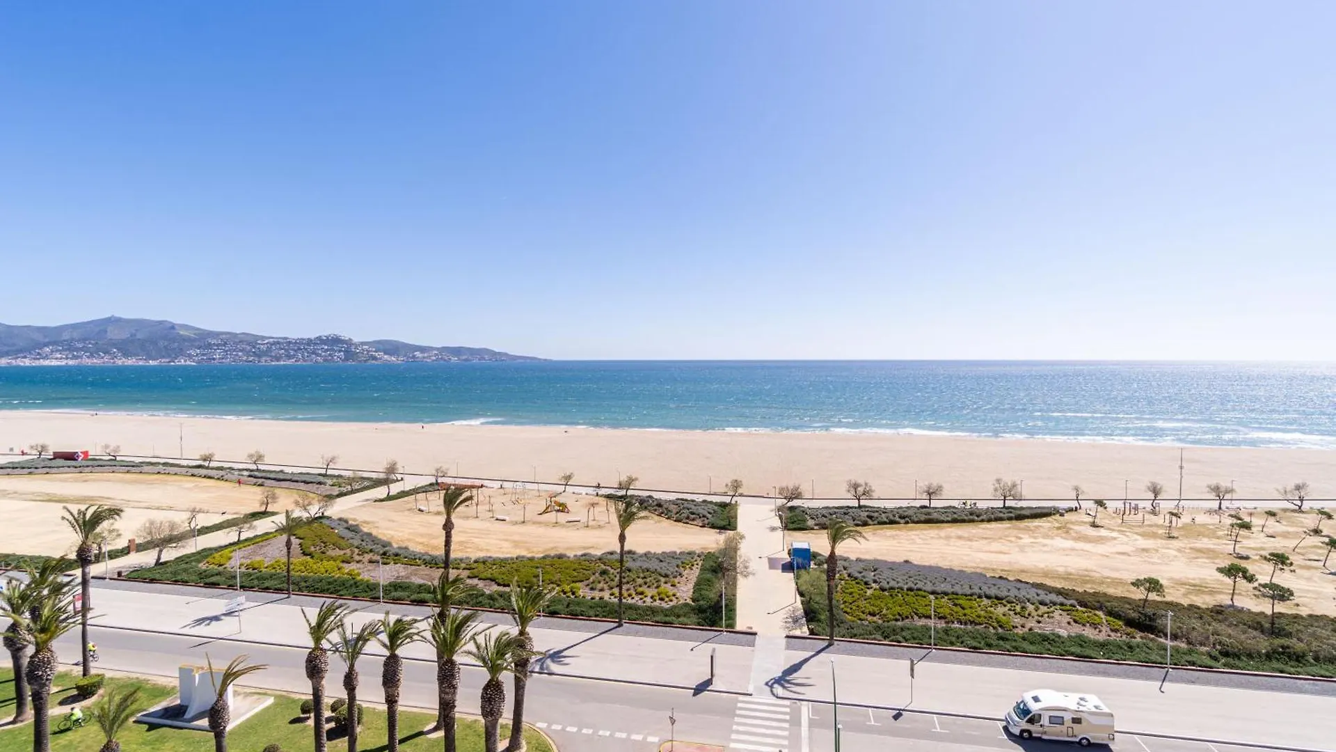 Basic Comfort Apartment Canigo 0030 Empuriabrava Spanje