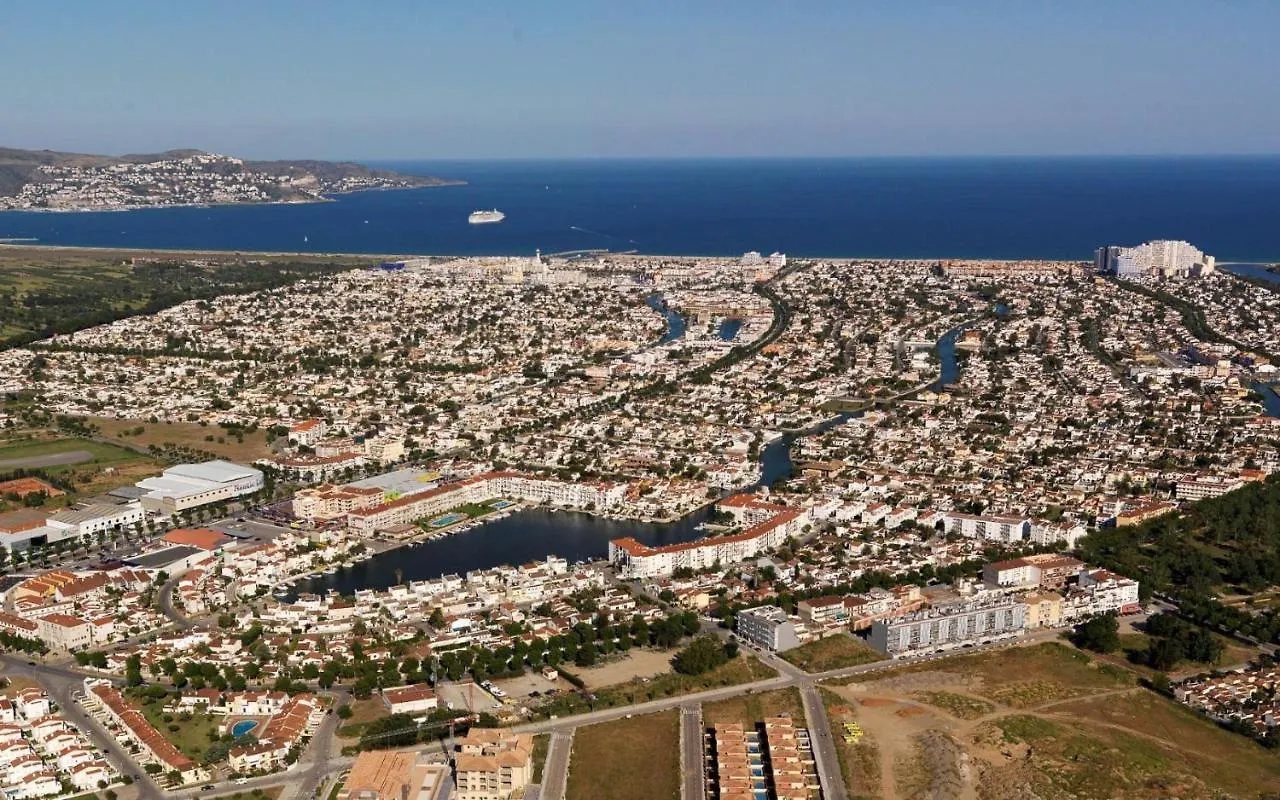 Basic Comfort Apartment Canigo 0030 Empuriabrava